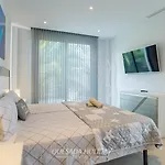 Dilara Private Pool 6 People بيت للعطل